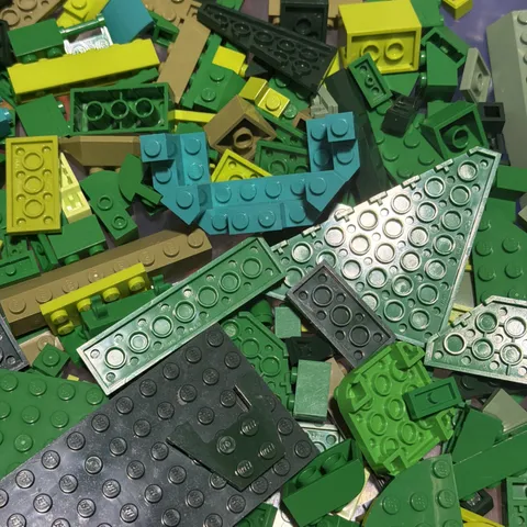 GREEN Mix Lego Lot By Color  1/2 LB Pound 200 Pieces Sorted Bulk OLIVE TEAL