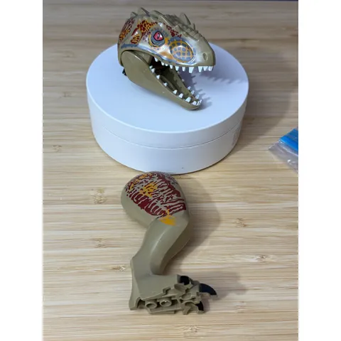 LEGO Jurassic World Indominus Rex Replacement Parts Head and Left Leg Green