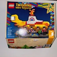 LEGO Ideas: The Beatles Yellow Submarine 21306 99% Complete