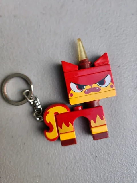 THE LEGO MOVIE UNIKITTY ANGRY KITTY LEDLITE Key Chain Light LED Flashlight ring