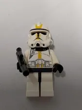 Lego Star Wars - Clone Trooper Star Corps Yellow Minifigure #43