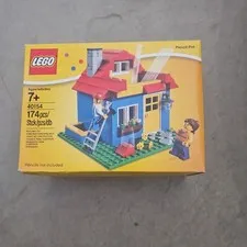 LEGO Miscellaneous: Iconic Pencil Pot (40154)