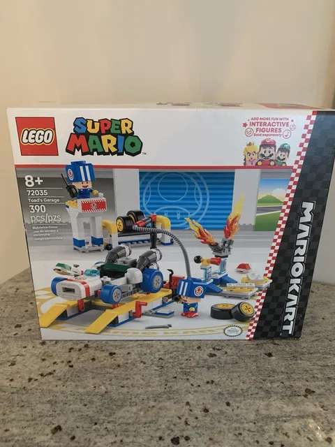 LEGO Super Mario Toad's Garage (72035 Set 390 Pieces Complete)