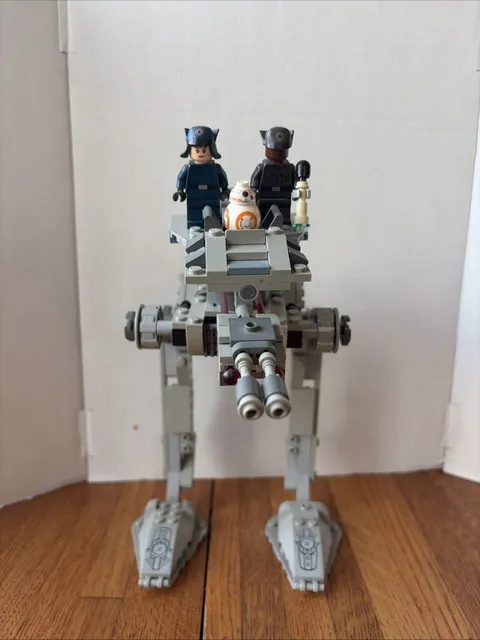 LEGO Star Wars: First Order AT-ST (75201)