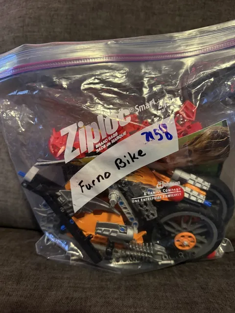 LEGO HERO Factory: Furno Bike (7158), 99% Complete, Original Instructions