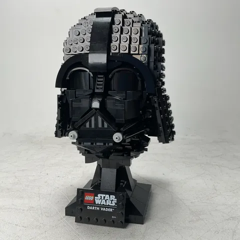 LEGO Star Wars: Darth Vader Helmet (75304) - As Is READ