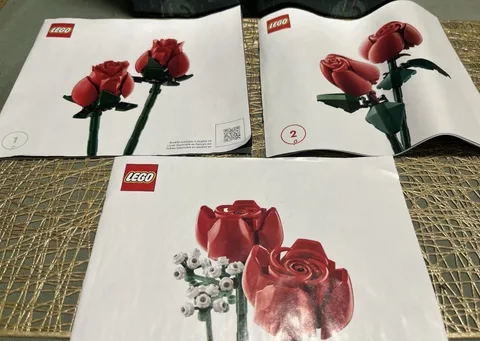 LEGO Botanicals Bouquet of Roses Illustrated Instruction Manual Booklet Set