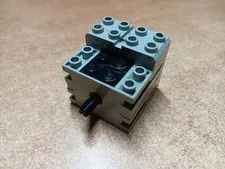 LEGO ELECTRIC MOTOR 9V MINI MOTOR LIGHTER WEIGHT LIGHT GRAY #43362 5225