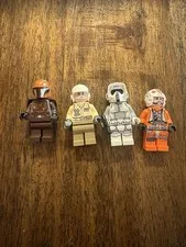Lego Star Wars Minifigure Lot Of 4 Luke, Hoth Rebel, Scout Trooper, Mandolorian
