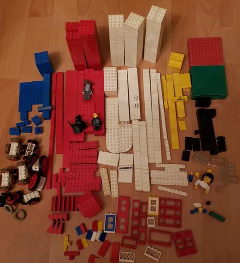 Vintage LEGO Bulk Lot 3 lbs Bricks Pieces 3 Mini Figures Batman