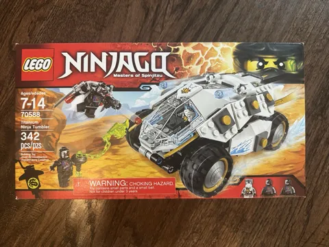 LEGO NINJAGO: Titanium Ninja Tumbler (70588)