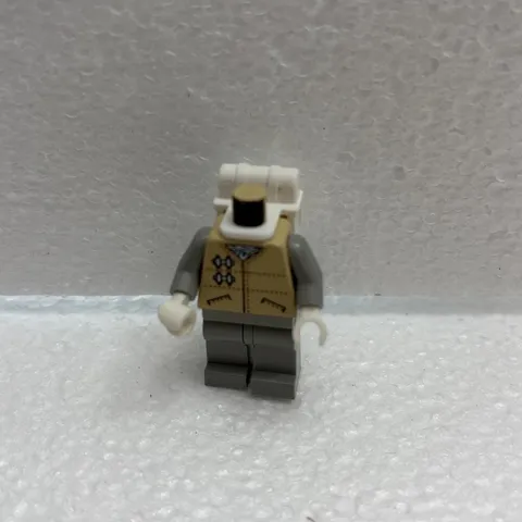 LEGO Star Wars Hoth Rebel Torso And Backpack (with Gray Legs) Combined Shipping