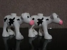 Lego Duplo Animal Farm Zoo (2) BABY COW CALF Heifer White Black Animal Figure