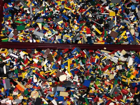 ☀️Bulk Lego Lot 100 Basic Legos: Bricks Blocks Plates Slopes Mixed Sizes & Color