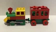 Lego Duplo Push Train Engine & Caboose Passenger Freight Car with Trees 3