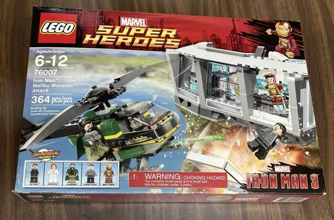 NEW LEGO Super Heroes Malibu Mansion Attack 76007 , SEALED!