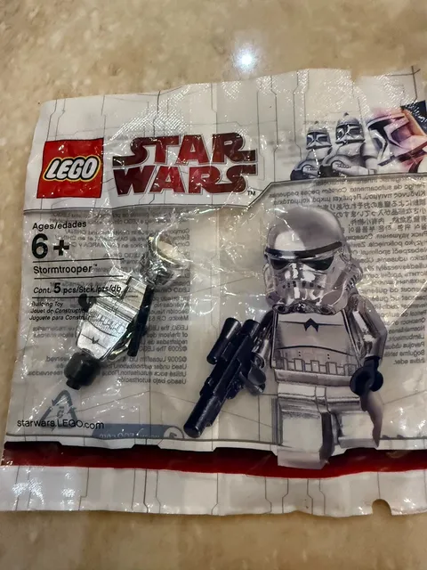 LEGO  Star Wars 2853590 Chrome Stormtrooper 5 Pcs -丨 Brand - New & Sealed！