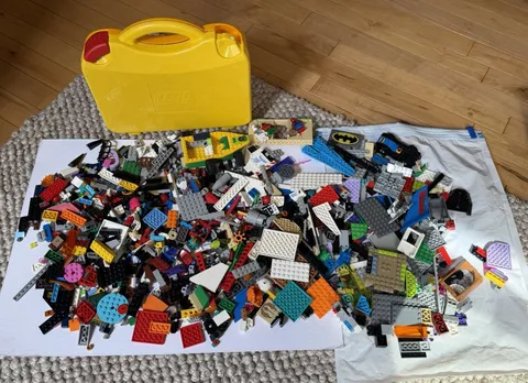 LEGO Lot 4 LBS Mixed Bulk Bricks Plates Parts Wheels Spiderman Batman Case Huge