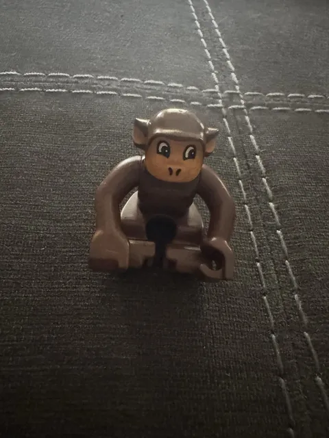 Lego Duplo Brown Monkey Tan Colored Face & Ears Animal Zoo Jungle Replacement