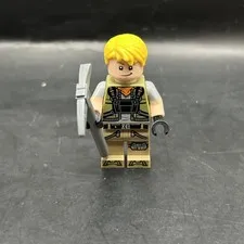 LEGO Fortnite Battalion Brawler Jonesy Minifigure 77073 Battle Bus