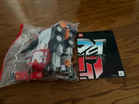 LEGO Icons: Optimus Prime (10302) ~ NO BOX...been constructed once