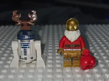 LEGO Star Wars Minifigure: Santa C-3PO & Reindeer R2-D2 (sw0680 sw0679) 75097