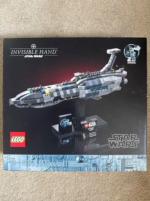 LEGO  Star Wars Invisible Hand 75377 Starship - 25th Anniversary Sealed and New!