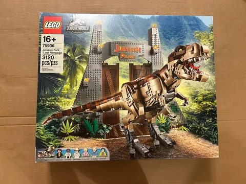 LEGO Jurassic Park T. rex Rampage (75936)- Brand New In Factory Sealed Box