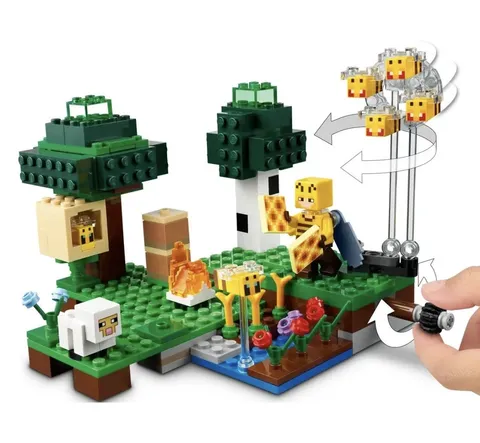 LEGO MINECRAFT THE BEE FARM 21165 238 PCS NEW BOX SEALED BAGS INSTRUCTIONS
