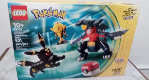 LEGO Pokémon SMART Play: Umbreon vs. Garchomp Championship Battle 72165