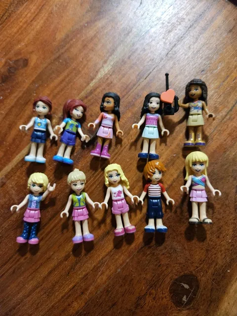 Group of 10 Friends Minifigures Random Assortment Different Characters Lot 2