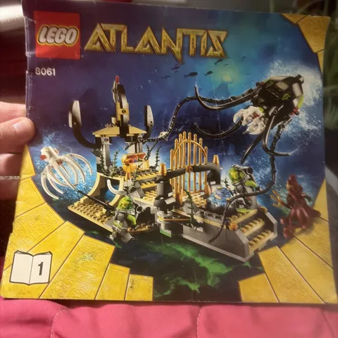Retired LEGO Atlantis. #8061 - Gateway Of The Squid. Instruction Books 1 CPICS