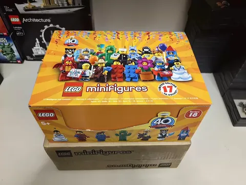 LEGO 71021 Minifigures Series 18 Original Case 60 Bags Per Case Brand-New&Sealed