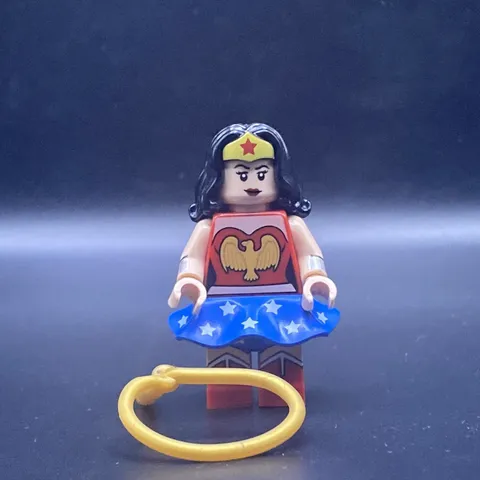 LEGO MINIFIGURE DC SUPERHEROES WONDER WOMAN COLSH02 CMF