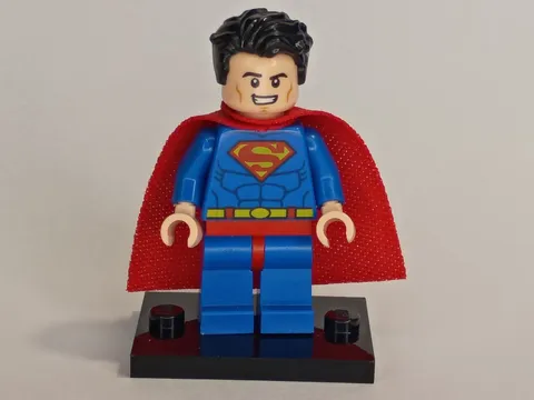 LEGO DC Super Heroes Justice League Superman Minifigure