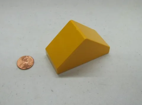 Lego Duplo GOLD TRIANGLE TOPPER Building Block Part Edging Piece