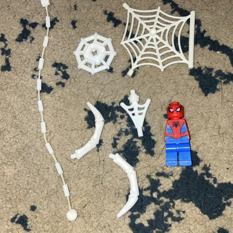 LEGO Spider-Man Minifigure w/ White Web, Chain Accessories Bulk Lot 7 Pieces
