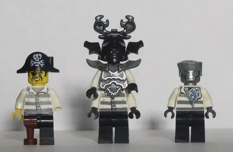 LEGO Ninjago Cryptarium Prison Minifigures Lot