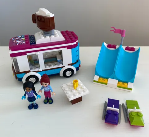 LEGO Friends Snow Resort 41319 Hot Chocolate Van Slide Snowmobiles Table Figures