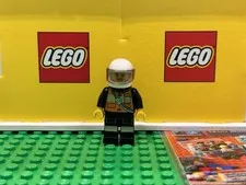 LEGO MINIFIGURE Female Fire Fighter cty0736 ~ Town City Fire 10740