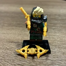 LEGO CMF Series 29 Minifigure Mysterious Ronin Ninjago Lloyd Ninja 71052