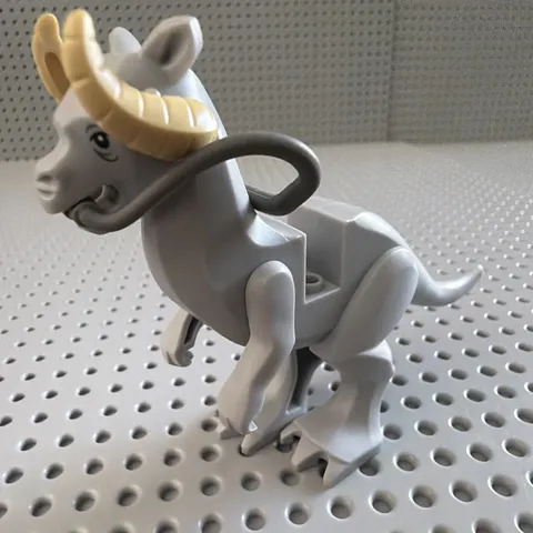Tauntaun Minifigure - LEGO Star Wars Animal Hoth Rigid Tail 7749 7879