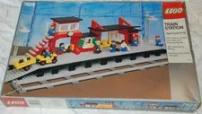 LEGO Train: 4.5V: 7824 Train Station Vintage Complete with Instructions