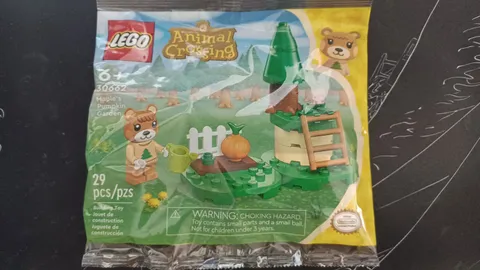 New LEGO Animal Crossing Maple's Pumpkin Garden Polybag (30662, retired)