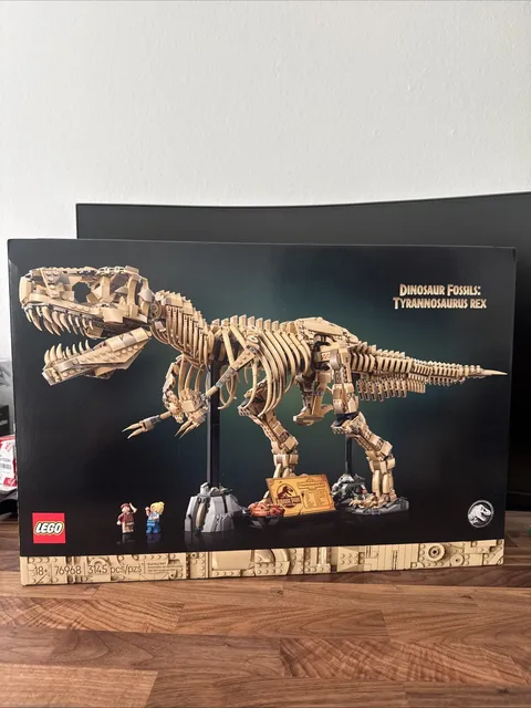 LEGO 76968 Dinosaur Fossils Tyrannosaurus Rex NEW SEALED IN BOX
