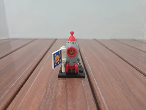 Lego Minifigure Series 17 Rocket Boy Complete