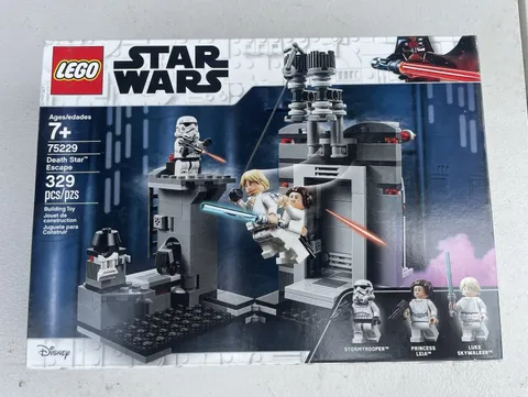 LEGO Star Wars 75229 Death Star Escape New Sealed