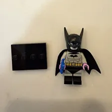 LEGO Batman Plastic Minifigure w/ Black Cape & Accessory Plate Figure