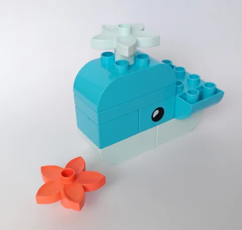 Lego DUPLO 30648 Whale 9-Piece Set Complete