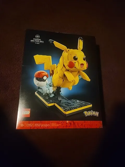 LEGO 72152 Pokemon Pikachu and Poke Ball-NEW Ready To Ship